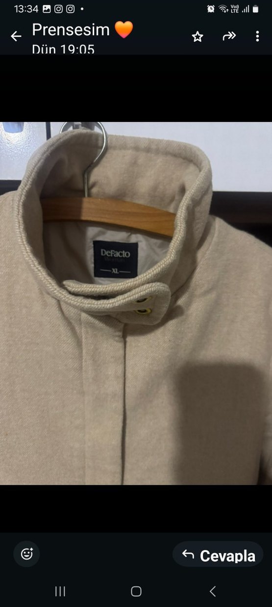 Bej Renkli Yarım Dik Yaka Kaban - Görsel 3