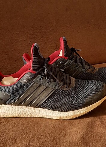 44 Beden Adidas ultraboost spor ayakkabı