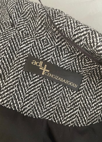 Düğmeli Nakışlı Gri Uzun Kadın Kaban - Görsel 6