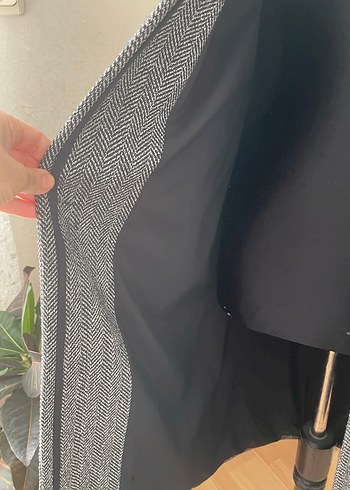 Düğmeli Nakışlı Gri Uzun Kadın Kaban - Görsel 5