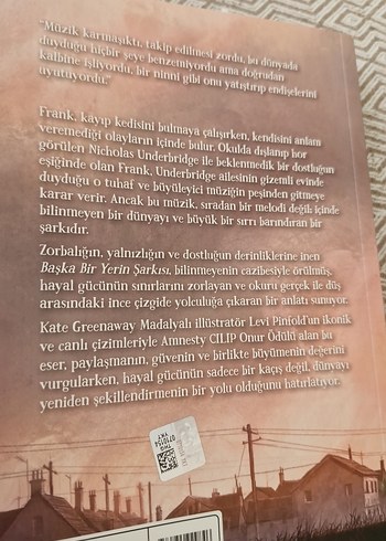 Beden Başka Bir Yerin Şarkısı - A.F. Harrold