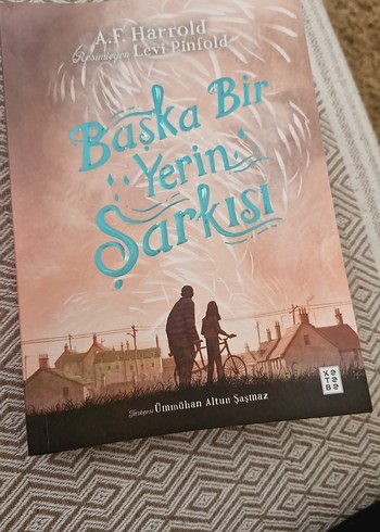 Başka Bir Yerin Şarkısı - A.F. Harrold