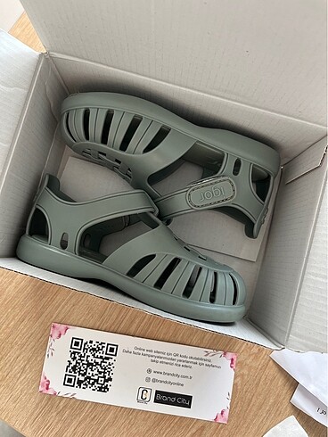 23 Beden İgor tobby solid sandalet