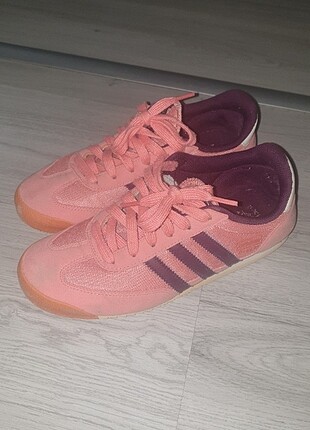 Adidas spor ayakkabı 