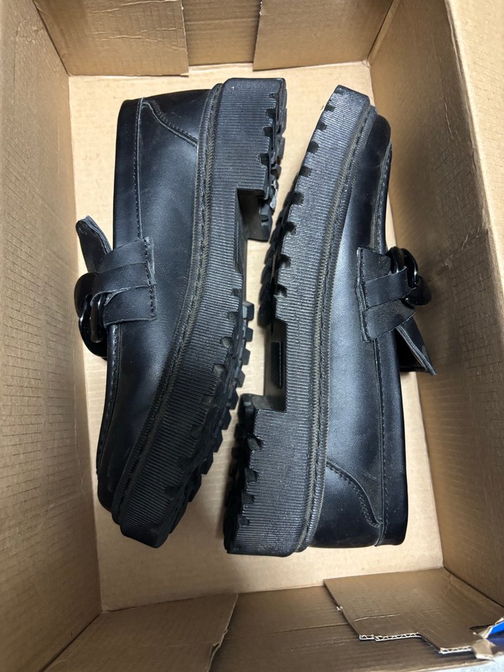 Siyah Zincirli Kadın Günlük Loafer - Görsel 4