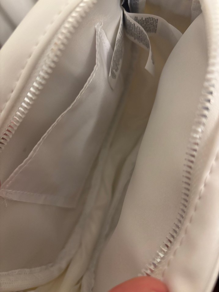 Beyaz Deri Kadın Bel Çantası - Görsel 4