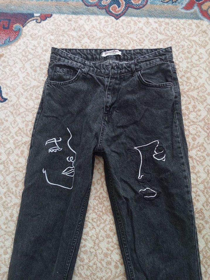 Gri Baskılı Rahat Kesim Kadın Jean - Görsel 4