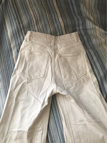 32 Beden h&m beyaz pantolon