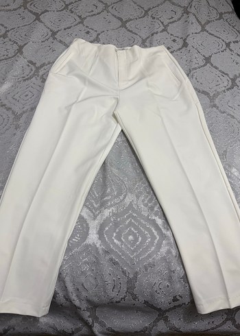 Beyaz Kadın Midi Kumaş Pantolon - Görsel 2