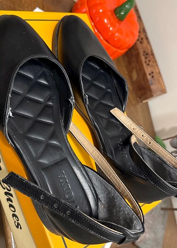 Klasik Siyah Tokalı Kadın Ayakkabı - Görsel 4