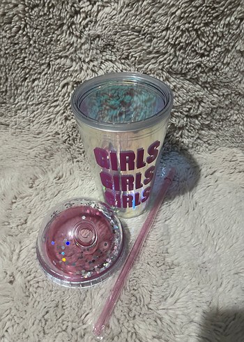 Pembe Renkli Parlak Kupa ve Pipet - Görsel 3