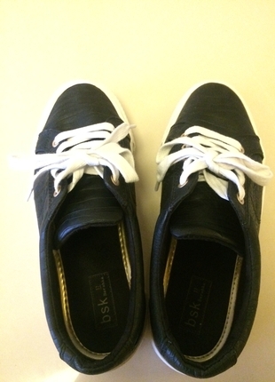 Bershka BERSHKA SİYAH BEYAZ SPOR AYAKKABI-SNEAKERS