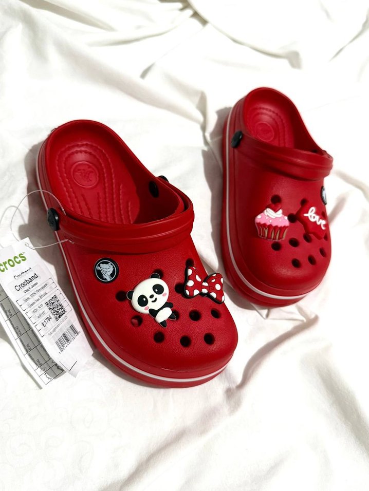 Kız Çocuk Kırmızı Kaydırmaz Terlikler - Görsel 3