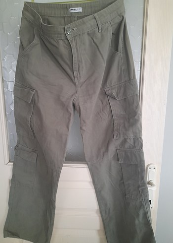 Haki Keten Kemerli Rahat Kesim Kadın Pantolon - Görsel 2