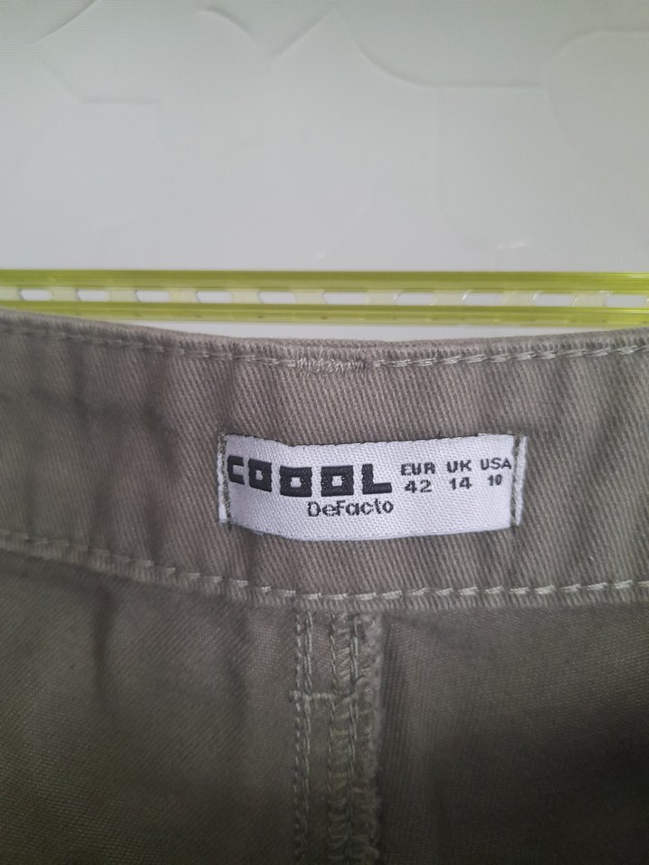 Haki Keten Kemerli Rahat Kesim Kadın Pantolon - Görsel 4