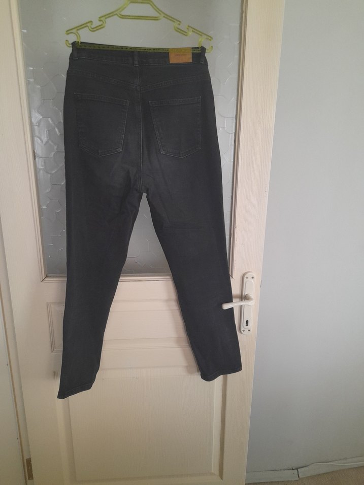 Kadın Siyah Midi Denim Pantolon - Görsel 2