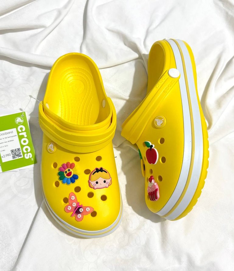 Sarı Pop Culture Desenli Kız Terliği - Görsel 4