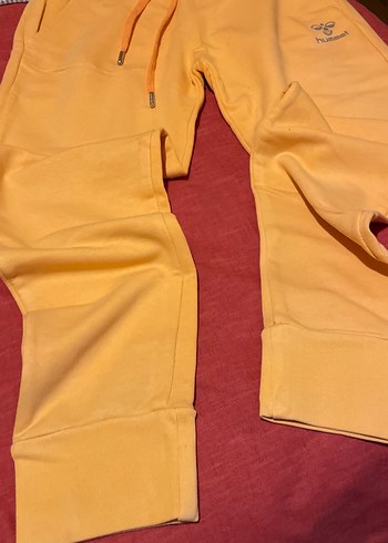 Bayan  turncu resimde öyle çıkmışRahat Kesim Eşofman Altı - Görsel 4