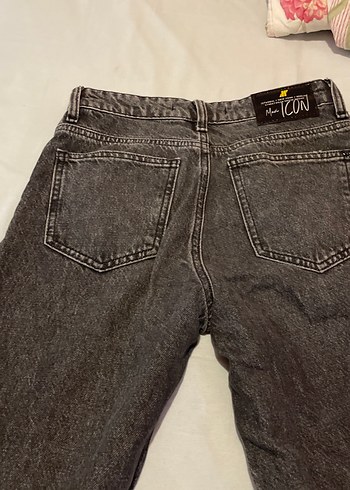 Gri Yırtık Detaylı Salaş Kadın Jean - Görsel 5