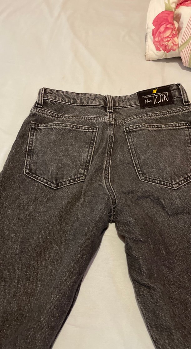 Gri Yırtık Detaylı Salaş Kadın Jean - Görsel 5