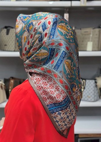 Armine Armine sura ipek