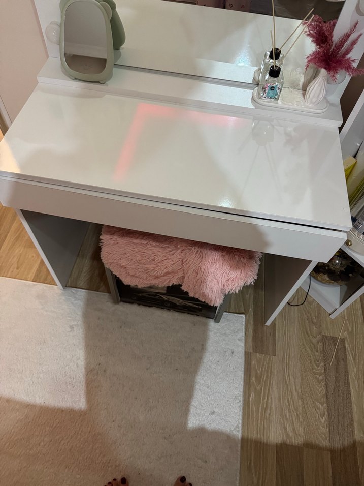 Beyaz Makyaj Organizerı masası - Görsel 2