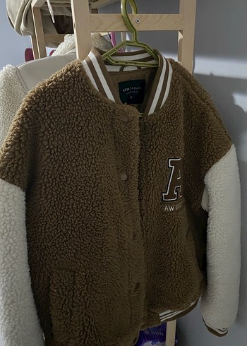 Kahverengi Nakışlı Kadın Peluş Ceket - Görsel 2