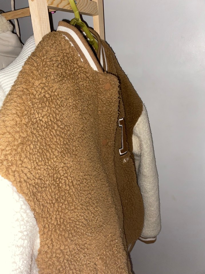 Kahverengi Nakışlı Kadın Peluş Ceket - Görsel 5