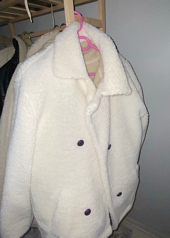 Düğmeli Beyaz Midi Kadın Kaban - Görsel 3