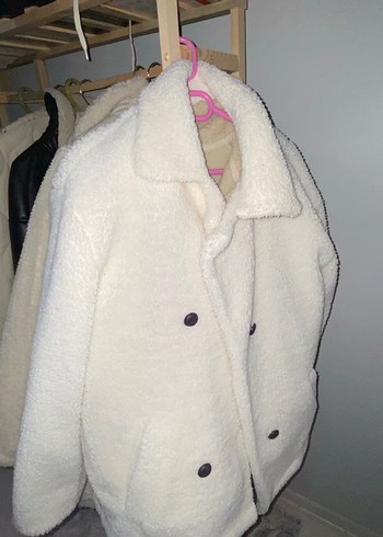 Düğmeli Beyaz Midi Kadın Kaban - Görsel 2