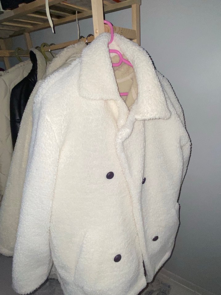 Düğmeli Beyaz Midi Kadın Kaban - Görsel 2