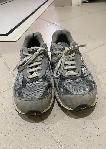 New Balance Gri Kadın Spor Ayakkabı