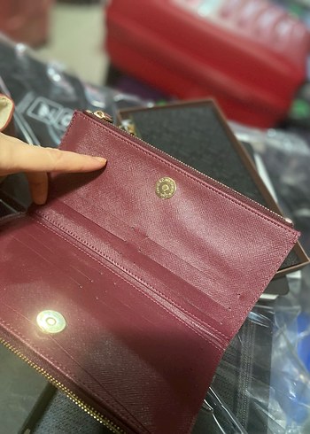 Klasik Kırmızı Deri Fermuarlı Kadın Cüzdanı - Görsel 2