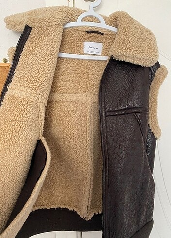 Stradivarius Yelek