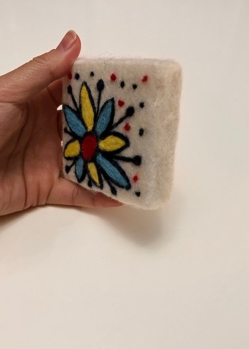 Renkli Çiçek Desenli Keçe İğneleme Sabun - Görsel 2