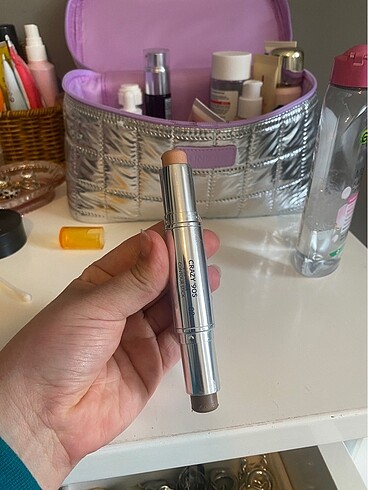  Beden Renk Kiko kapatıcı ve kontür stick