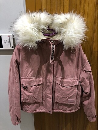 Pufidik Mont Bershka