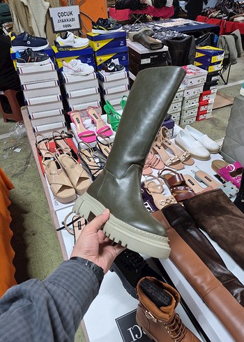 Gri Kamuflaj Desenli Kadın Bot - Görsel 2