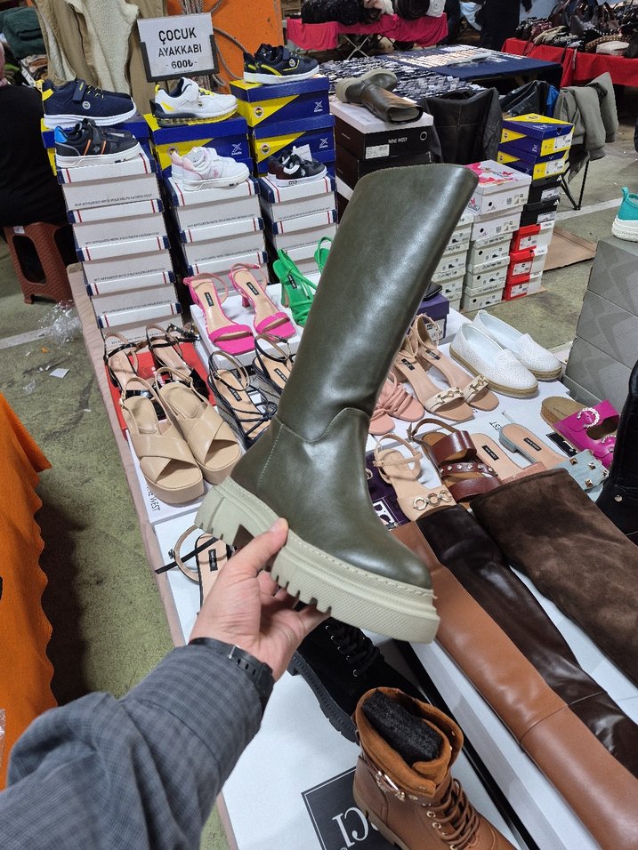 Gri Kamuflaj Desenli Kadın Bot - Görsel 2