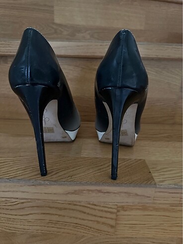 Jessica Simpson Degrade stiletto