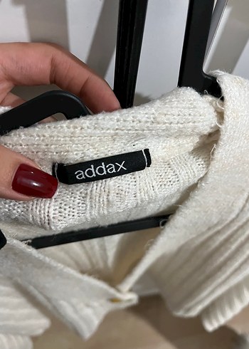 Addax Düğmeli Beyaz Kadın Hırka