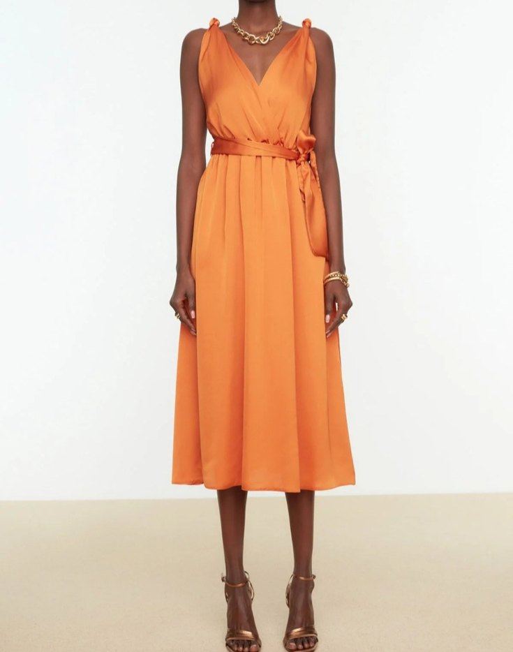 Turuncu Saten Uzun Askılı Elbise - Görsel 2