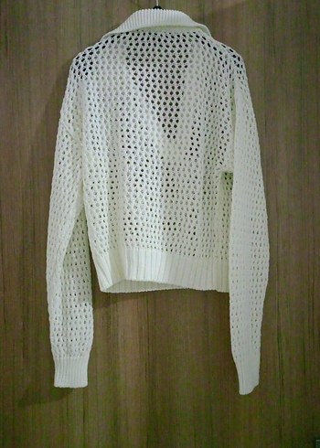 Beyaz V Yaka Örgü Kadın Kazak - Görsel 3