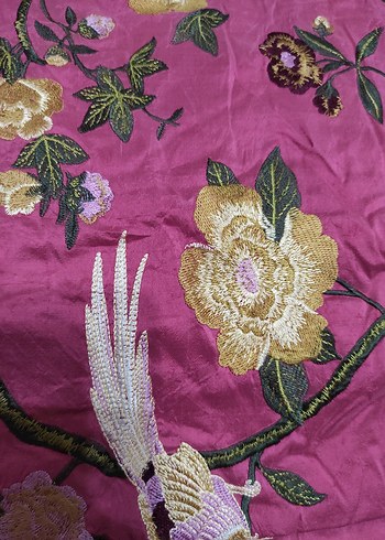 Nakışlı Pembe Yatak Örtüsü - Görsel 4