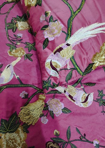 Nakışlı Pembe Yatak Örtüsü - Görsel 7