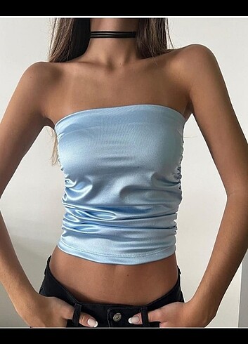 Straplez crop top