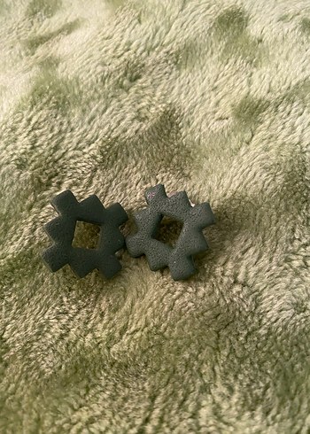 Gri-Yeşil Avantgarde Jimmykey Küpeleri - Görsel 6