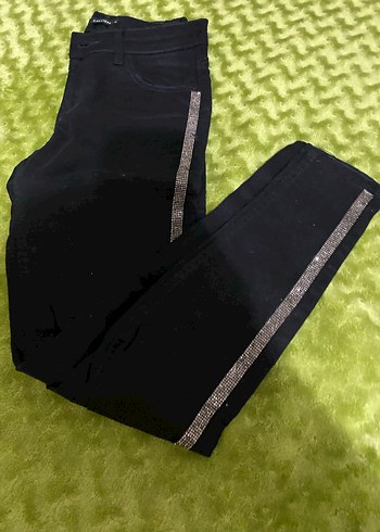 Siyah Taşlı Dar Kesim Kadın Kot Pantolon - Görsel 9