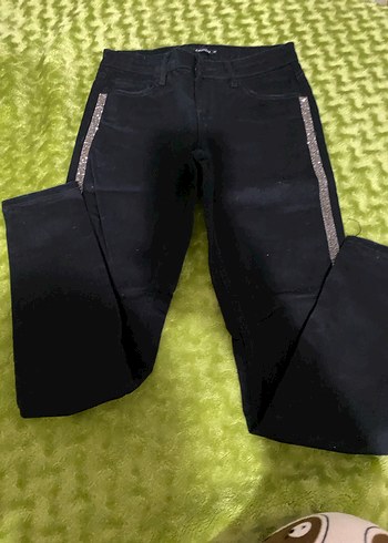 Siyah Taşlı Dar Kesim Kadın Kot Pantolon - Görsel 6