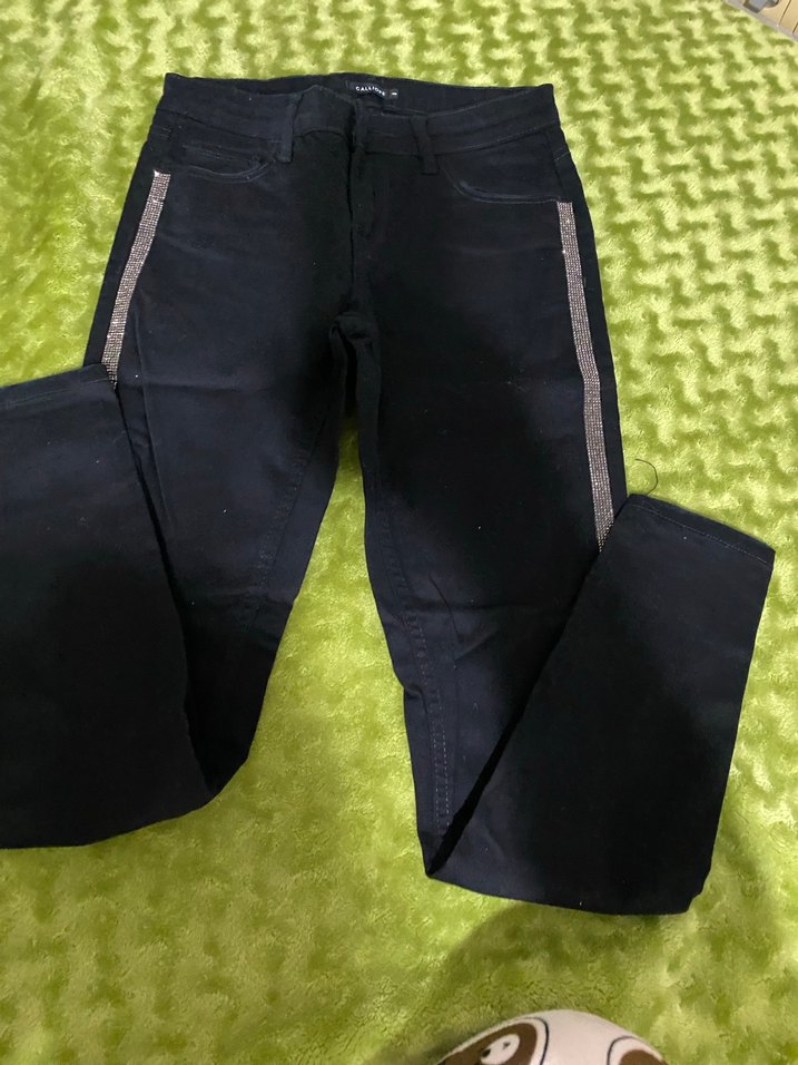 Siyah Taşlı Dar Kesim Kadın Kot Pantolon - Görsel 5